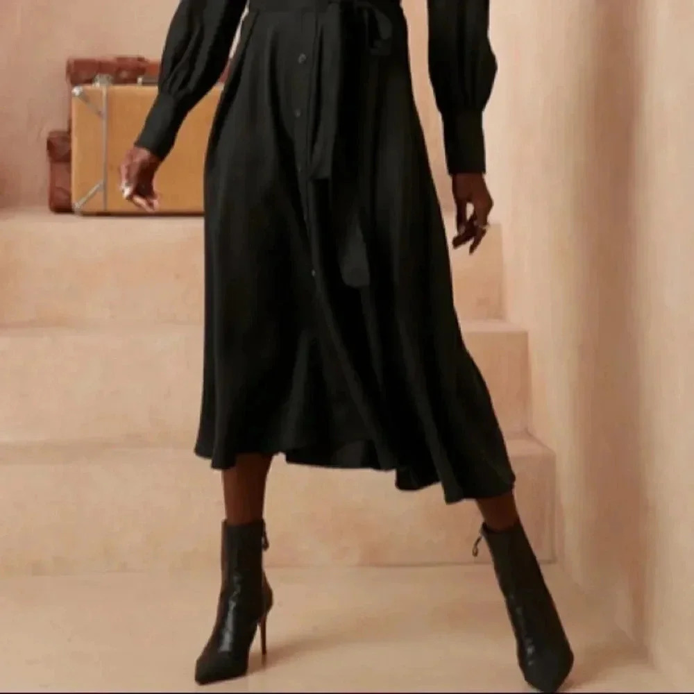 Banana Republic Belted Tencel Shirtdress - Picture 3 of 16